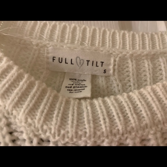 Full Tilt cropped sweater small - Picture 3 of 3